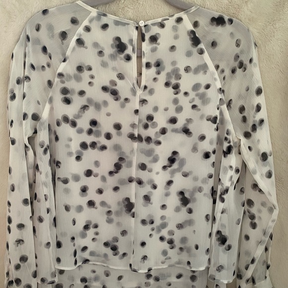 Apt. 9 size small blouse - Picture 2 of 2